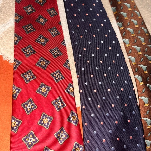 Authentic Hermes Neck Tie. Plus 8 other Ties. - Picture 8 of 16